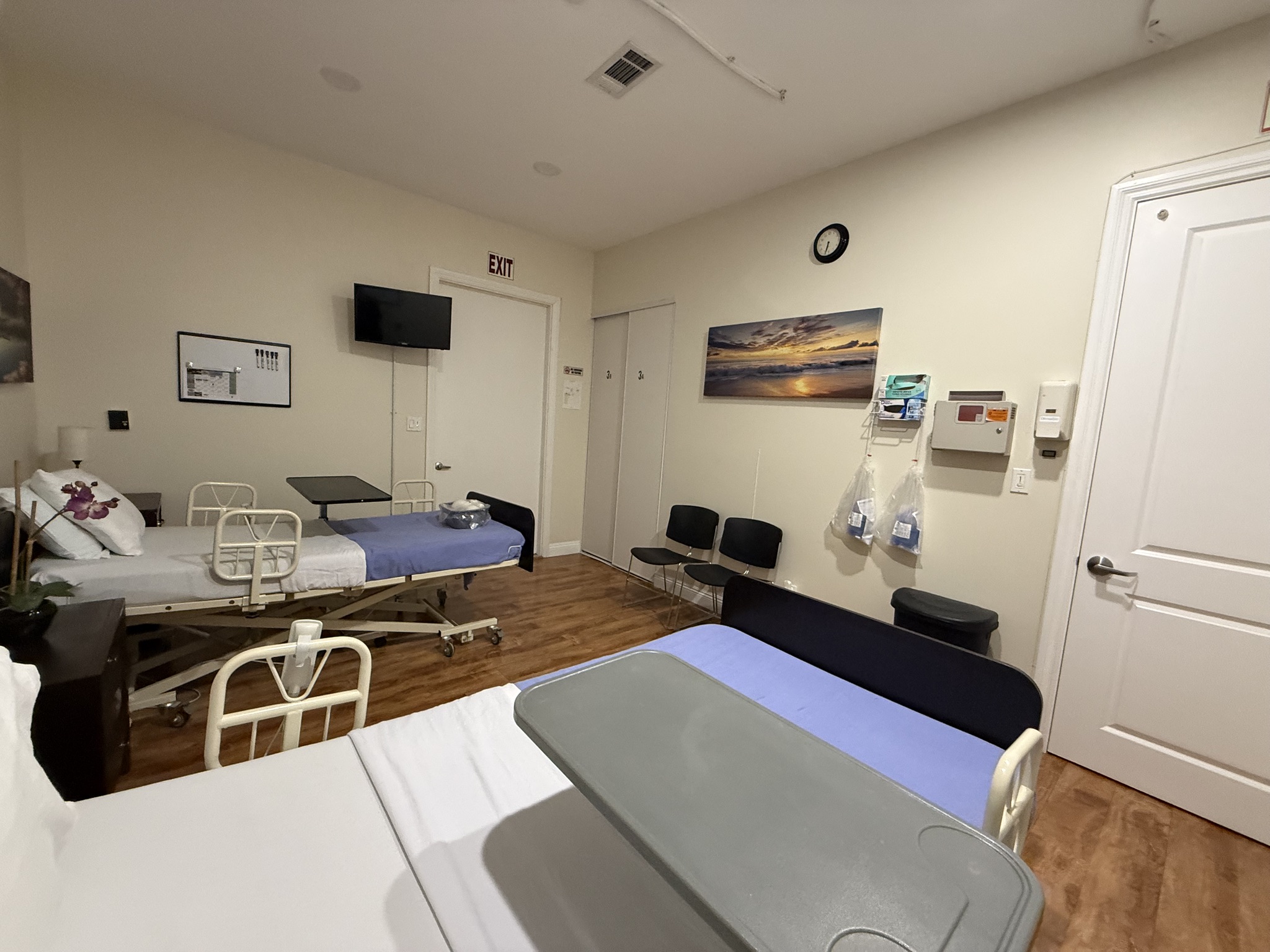 Private room with artwork